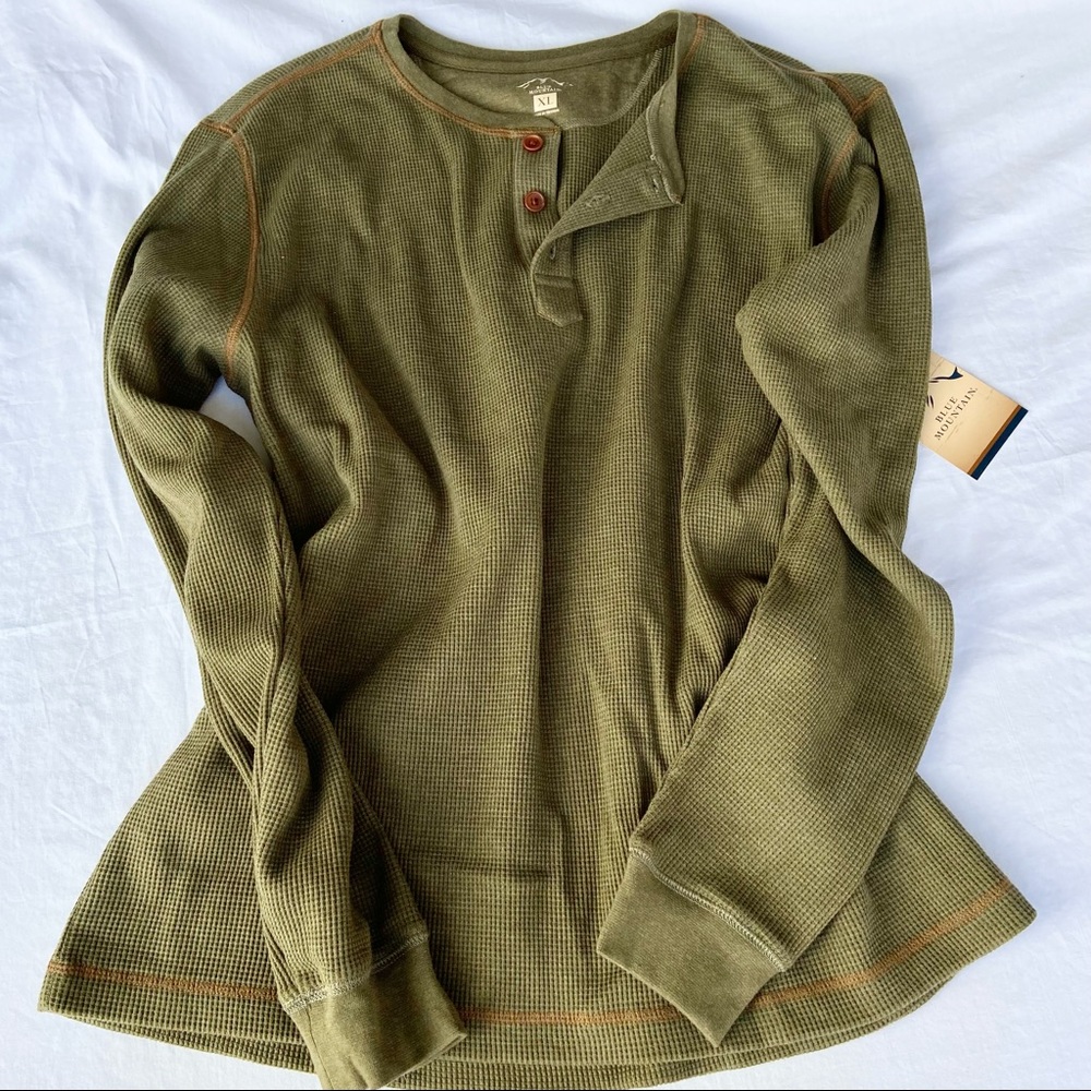 NWT Mens Olive Green Waffle Knit Henley Shirt
